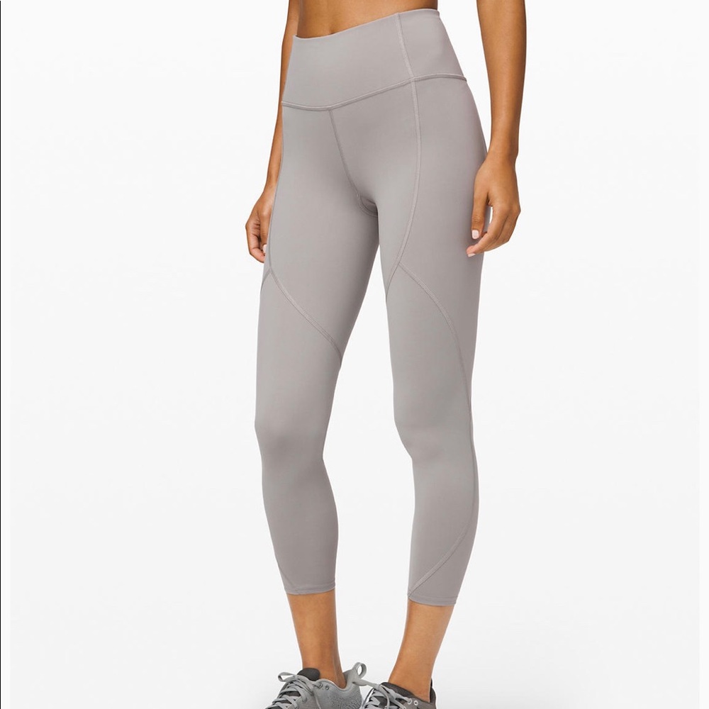 NWT Lululemon To The Beat Tight 24” in Dark Chrome